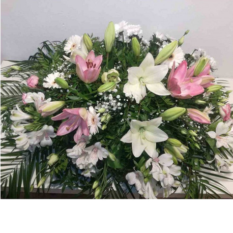Cojín funerario de liliums y alstroemia
